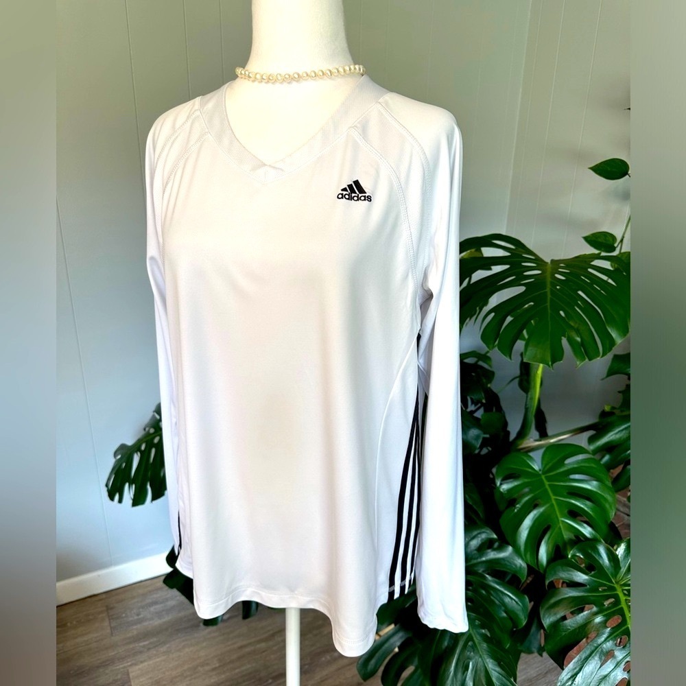 🛍️ adidas long sleeve active shirt size large excellent condition